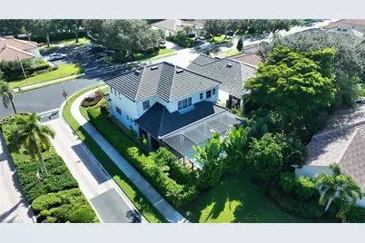 8213 Laurel Lakes Blvd, Naples, FL 34119 - Photo 5
