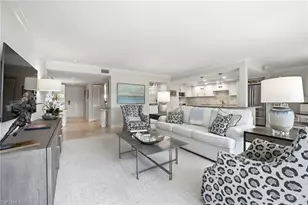 614 Wildwood Ln, Naples, FL 34105 - Photo 5