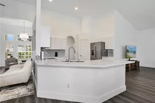 8983 Mustang Island Cir, Naples, FL 34113 - Photo 29
