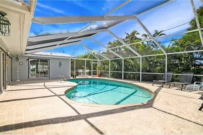 1072 Wisconsin Dr, Naples, FL 34103 - Photo 19