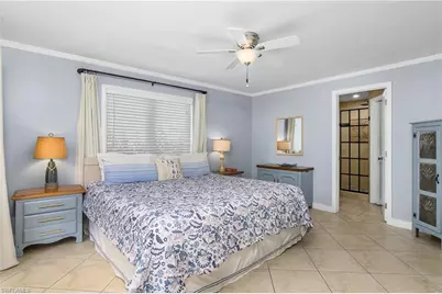 1072 Wisconsin Dr, Naples, FL 34103 - Photo 23
