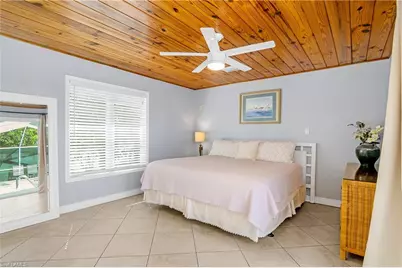 1072 Wisconsin Dr, Naples, FL 34103 - Photo 27