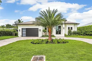 1343 12th St N, Naples, FL 34102 - Photo 43