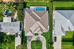 1343 12th St N, Naples, FL 34102 - Photo 3