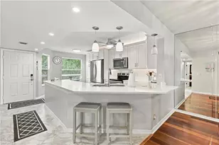 360 Horse Creek Dr, Naples, FL 34110 - Photo 7
