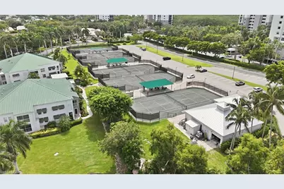 360 Horse Creek Dr #207, Naples, FL 34110 - Photo 25