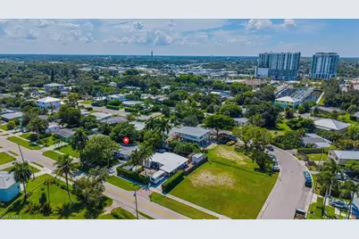 1960 Estey Ave, Naples, FL 34104 - Photo 29