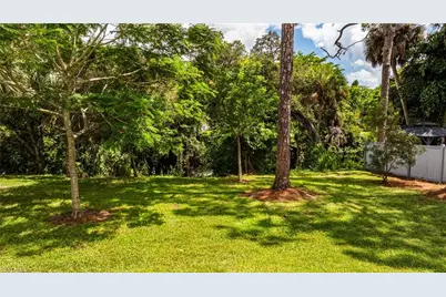 27323 Elwood Dr, Bonita Springs, FL 34135 - Photo 47
