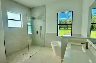 3144 10th Ave NE, Naples, FL 34120 - Photo 5