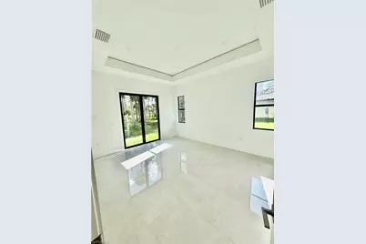 3144 10th Ave NE, Naples, FL 34120 - Photo 7