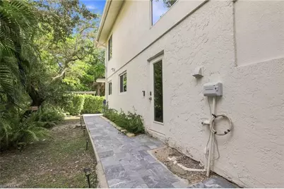 1117 Shady Rest Ln, Naples, FL 34103 - Photo 45