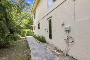 1117 Shady Rest Ln, Naples, FL 34103 - Photo 45