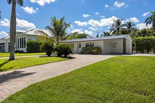 1236 13th Ave N, Naples, FL 34102 - Photo 3