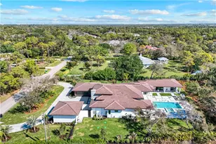 18 Caribbean Rd, Naples, FL 34108 - Photo 3
