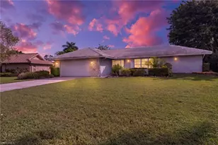 379 Torrey Pines Point, Naples, FL 34113 - Photo 21