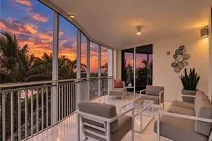 13665 Vanderbilt Dr, Naples, FL 34110 - Photo 29