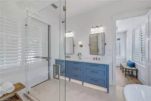 844 8th St S, Naples, FL 34102 - Photo 13
