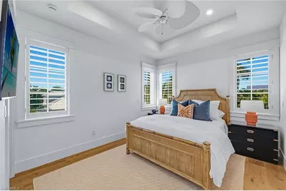 844 8th St S, Naples, FL 34102 - Photo 17