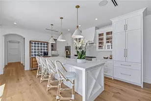 844 8th St S, Naples, FL 34102 - Photo 5