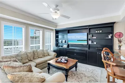 295 Grande Way #T 03, Naples, FL 34110 - Photo 3