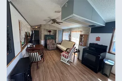 3596 Unique Cir, Fort Myers, FL 33908 - Photo 3