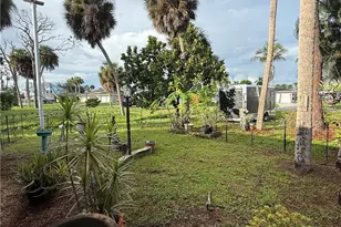 6090 Island Park Ct SW, Fort Myers, FL 33908 - Photo 23