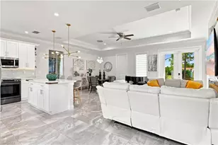 2885 41st Ave NE, Naples, FL 34120 - Photo 11