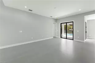 2610 4th St NW, Naples, FL 34120 - Photo 21