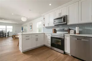 1100 8th Ave S, Naples, FL 34102 - Photo 5