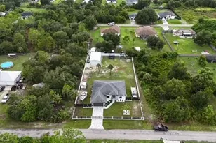 611 Lake Ave, Lehigh Acres, FL 33972 - Photo 17