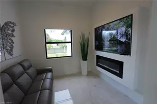 611 Lake Ave, Lehigh Acres, FL 33972 - Photo 9