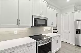 7198 Saona CT, Naples, FL 34113 - Photo 9