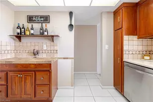 4216 SE 4th Pl, Cape Coral, FL 33904 - Photo 7