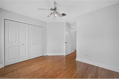 27008 Oakwood Lake Dr, Bonita Springs, FL 34134 - Photo 31