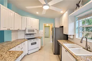 5434 Guadeloupe Way, Naples, FL 34119 - Photo 3