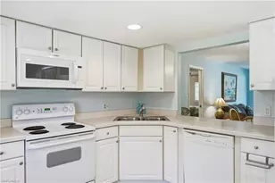 1940 Bald Eagle Dr, Naples, FL 34105 - Photo 7