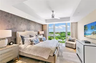 6897 Grenadier Blvd, Naples, FL 34108 - Photo 33