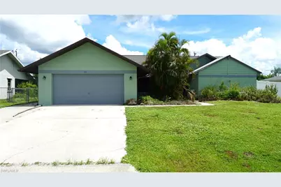 127 SE 12th Pl, Cape Coral, FL 33990 - Photo 1