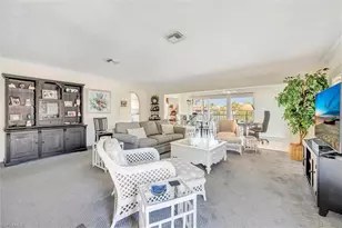 920 Collier Ct, Marco Island, FL 34145 - Photo 7