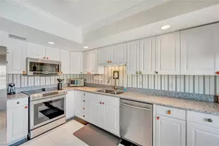 920 Collier Ct, Marco Island, FL 34145 - Photo 11