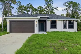 923 Milwaukee Blvd, Lehigh Acres, FL 33974 - Photo 1