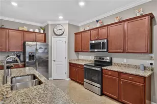 11593 Golden Oak Terrace, Fort Myers, FL 33913 - Photo 11