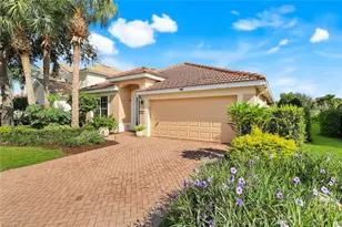 2095 Sagebrush Cir, Naples, FL 34120 - Photo 1