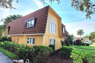 406 Meadowlark Ln, Naples, FL 34105 - Photo 15