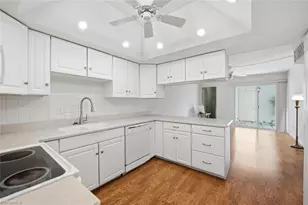 522 Bristle Cone Ln, Naples, FL 34113 - Photo 3