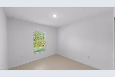 17244 Cantu Ct, North Fort Myers, FL 33917 - Photo 9