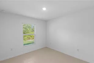 17244 Cantu Ct, North Fort Myers, FL 33917 - Photo 9