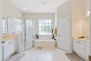 3439 Allegheny Ct, Naples, FL 34120 - Photo 17