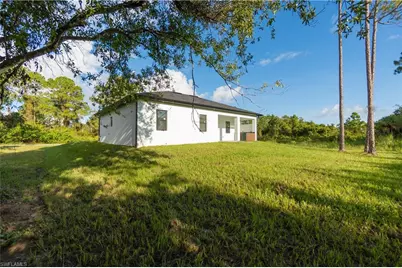 327 Lownde Ave S, Lehigh Acres, FL 33974 - Photo 45
