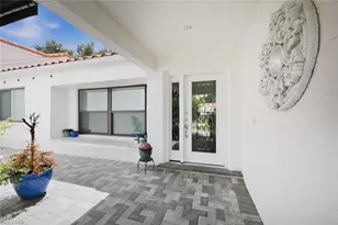 756 Reef Point Cir, Naples, FL 34108 - Photo 37